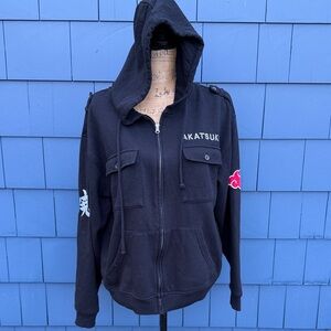 Black Akatsuki Hoodie with Red Cloud Design Naruto Shippuden med